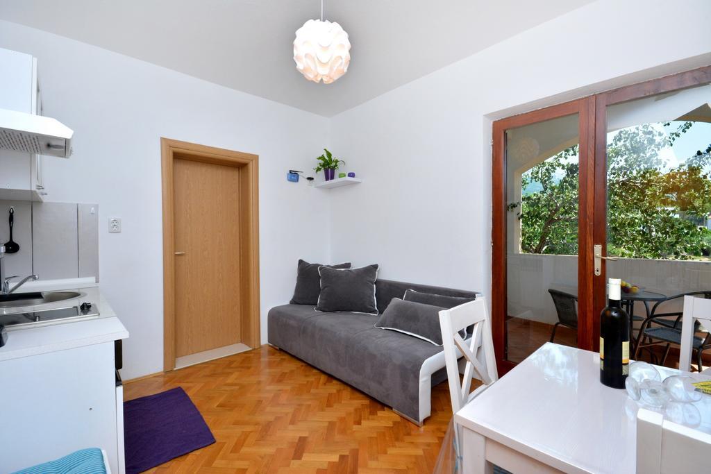 Apartment Joe Light Podstrana Oda fotoğraf