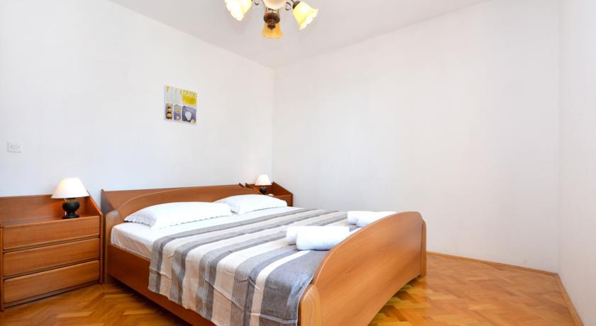 Apartment Joe Light Podstrana Oda fotoğraf